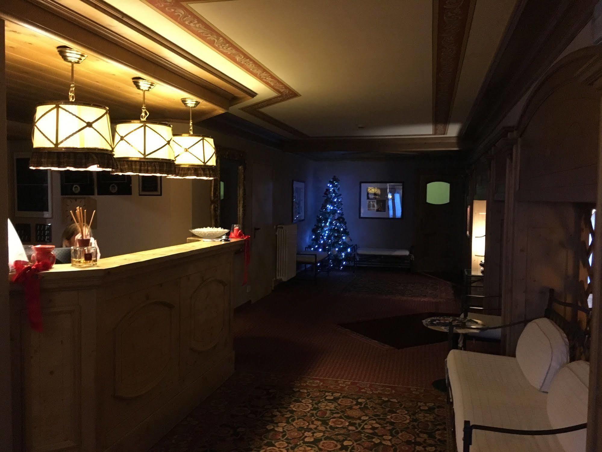 Hotel Perla Madonna Zewnętrze zdjęcie